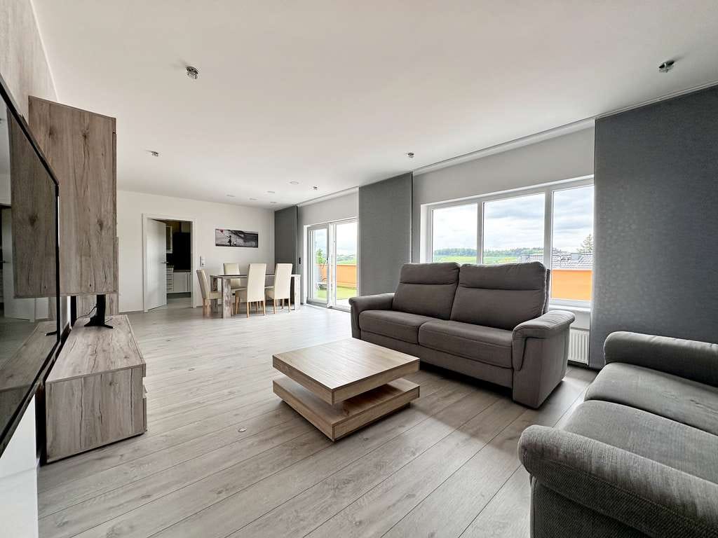 Immobilie in Holzappel - Arbeiten und Wohnen unter einem Dach - moderne Wohnung plus großzügige Werkstatt oder Lager - Bild 2