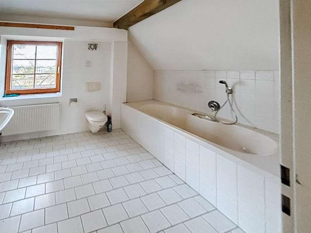 Immobilie in Neetze - Sanierungsbedüftiges Einfamilienhaus mit möglichen weiterem Bauplatz - Bild 2