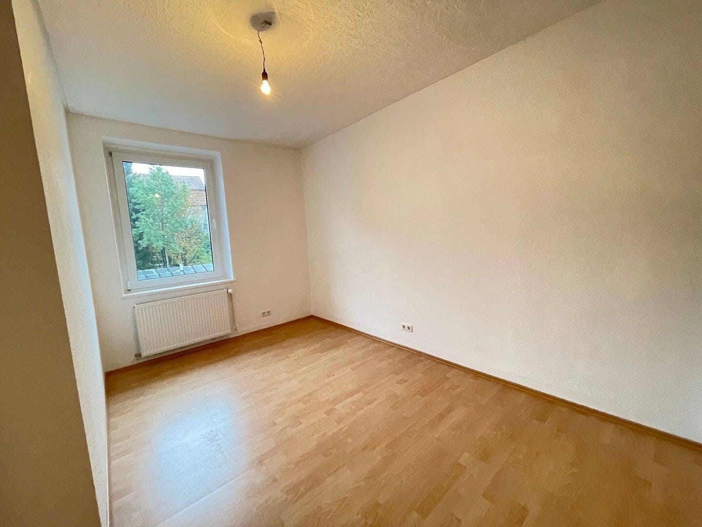 Immobilie in Lüdenscheid - Gepflegtes Fünf-Familienhaus in zentraler Lage Lüdenscheids  - Bild 3