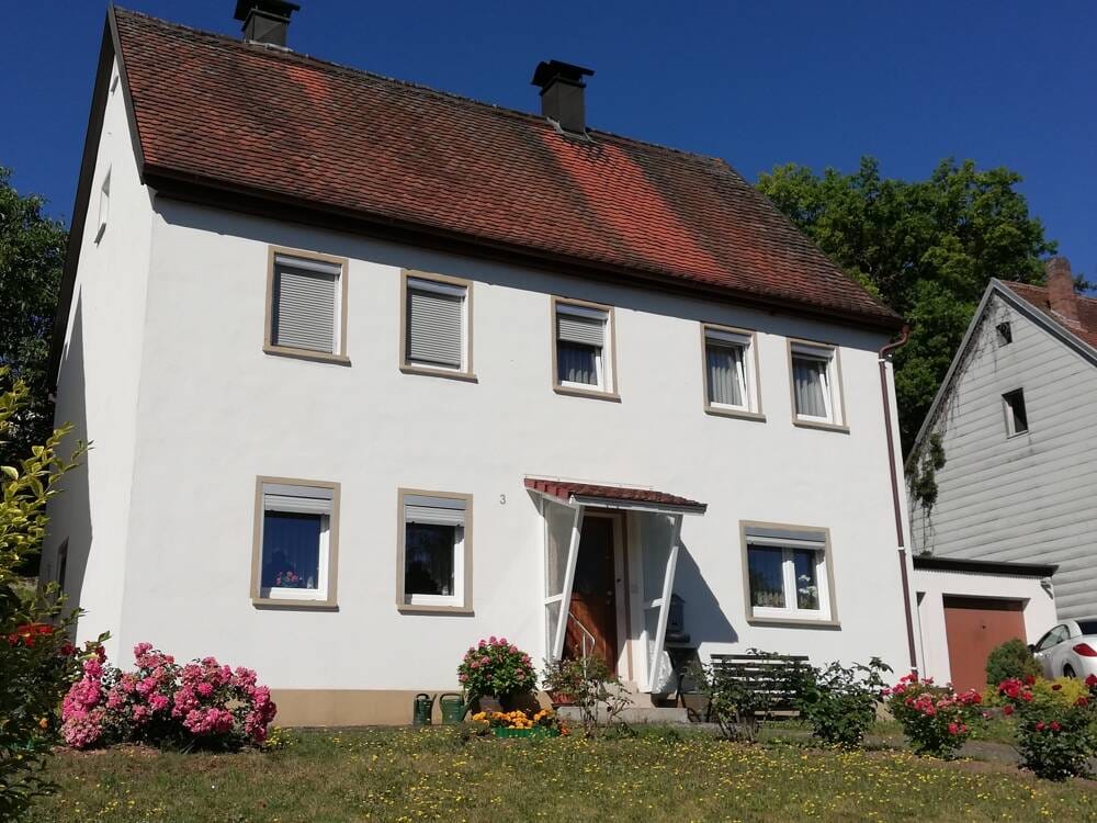Immobilie in Rügland - Einfamilienhaus mit viel Ausbaupotential - Bild 0