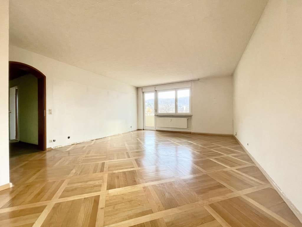 Immobilie in Grenzach-Wyhlen - 4 Zimmer Wohnung mit Lift und Tiefgarage - Bild 3