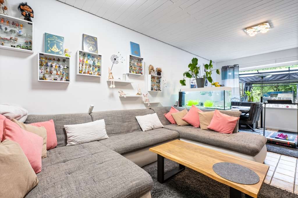 Immobilie in Henstedt-Ulzburg - ***Vermietetes modernisiertes Einfamilienhaus - interessante Kapitalanlage!*** - Bild 2