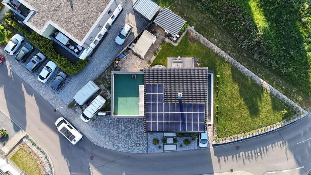 Immobilie in Rot am See - Modernes Einfamilienhaus mit Einliegerwohnung - Bild 1