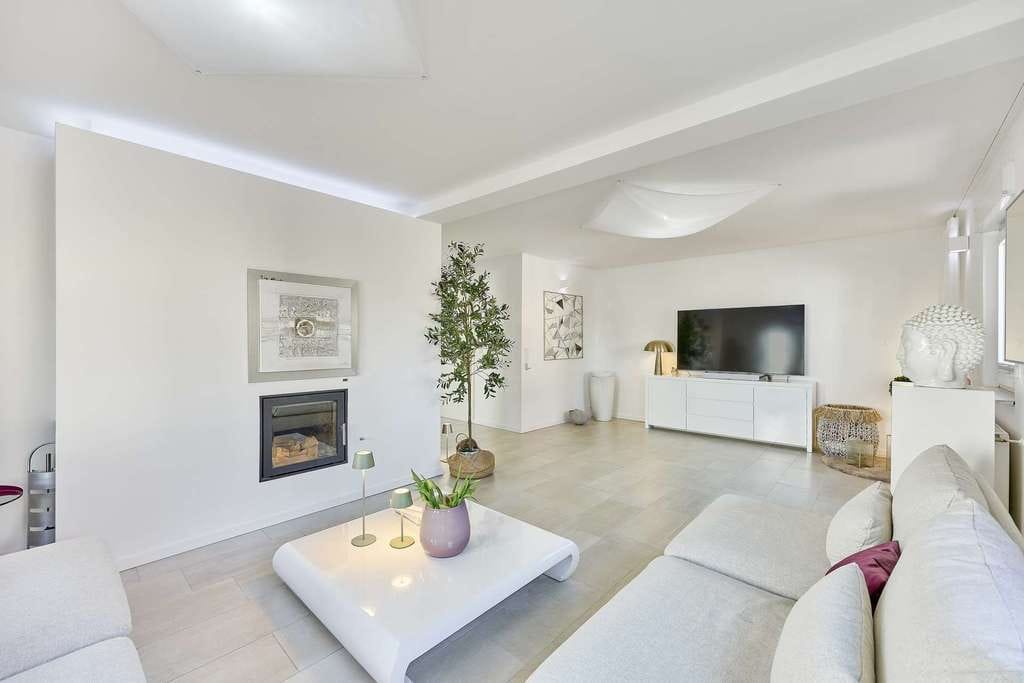 Immobilie in Rödersheim-Gronau - Vielseitig nutzbares Designhaus mit elegantem Outdoor-Living - Bild 4