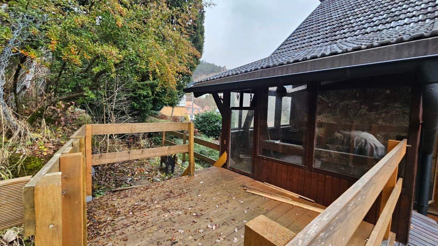 Immobilie in Frankenblick - Liebevoll gestaltete Doppelhaushälfte mit Einliegerwohnung in der Gemeinde Frankenblick OT Rauenstein - Bild 2