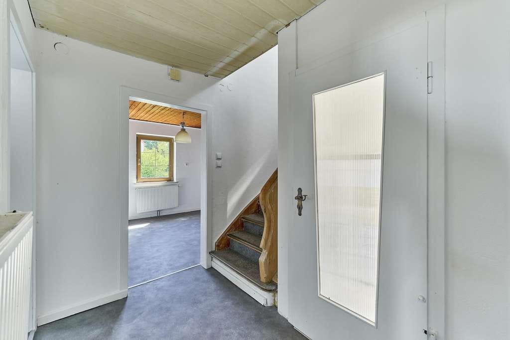 Immobilie in Maxdorf - Charmantes Einfamilienhaus mit Einliegerwohnung und großem Grundstück in Maxdorf! - Bild 1