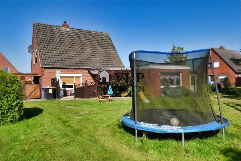 Immobilie in Hinte - Renovierungsbedürftiges Einfamilienhaus in ruhiger Siedlungslage - Bild 3