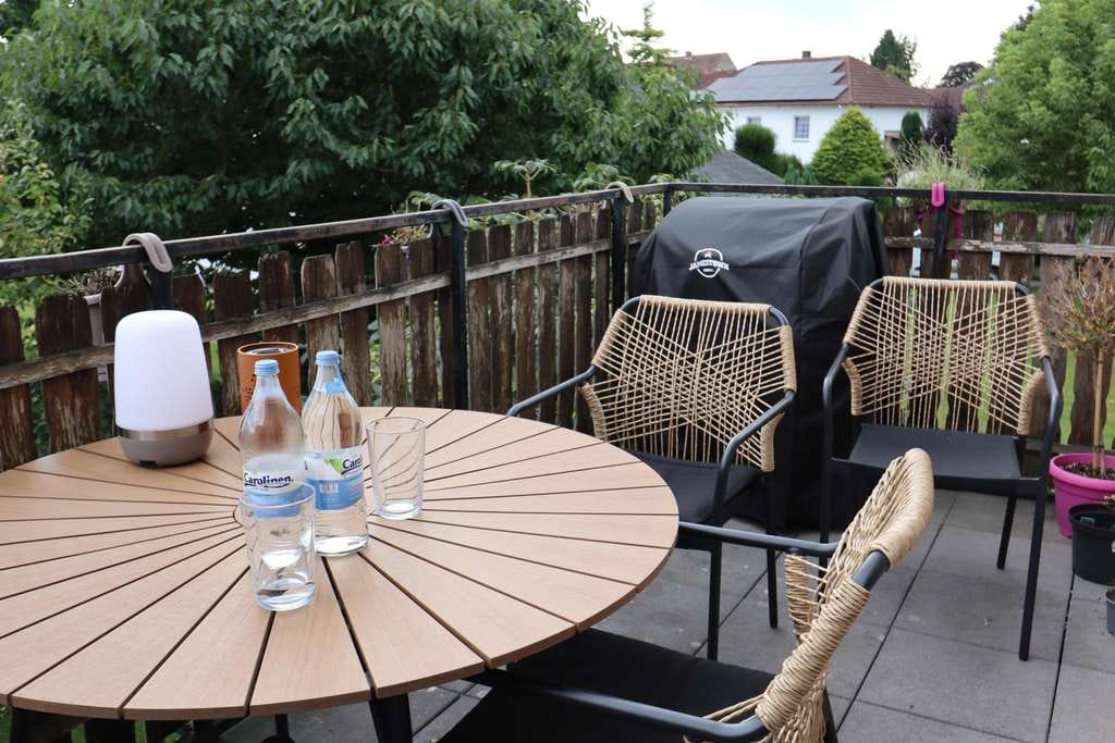 Immobilie in Hiddenhausen - All-Inclusive-Wohnung auf 2 Etagen mit 5 Zimmern, Garten, Garage, Carport ! - Bild 2