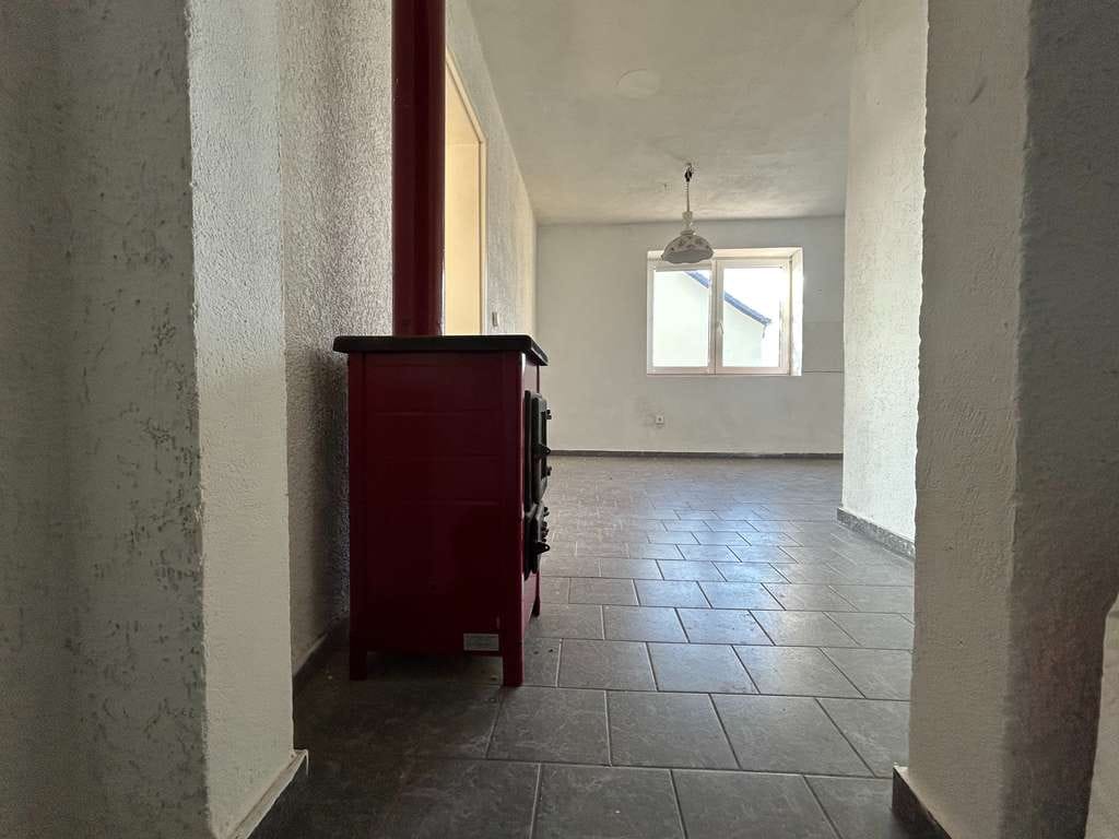 Immobilie in Weischlitz - SOLIDES MEHRFAMILIENHAUS MIT VIELSEITIGEM POTENZIAL - Bild 4