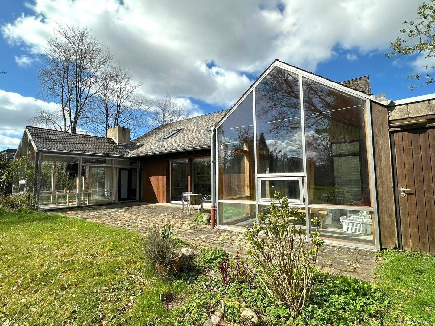 Immobilie in Trierweiler - Zeitloses Landhaus mit parkähnlichem Grundstück in Neuhaus - Bild 4