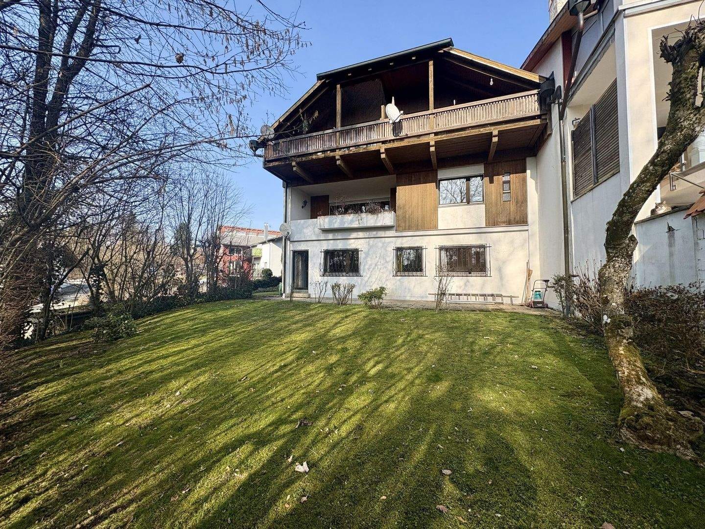 Immobilie in Passau - Fast wie ein eigenes Haus! 4-Zimmer-Maisonettewohnung mit großzügigen Garten in Passau-Grubweg - Bild 1