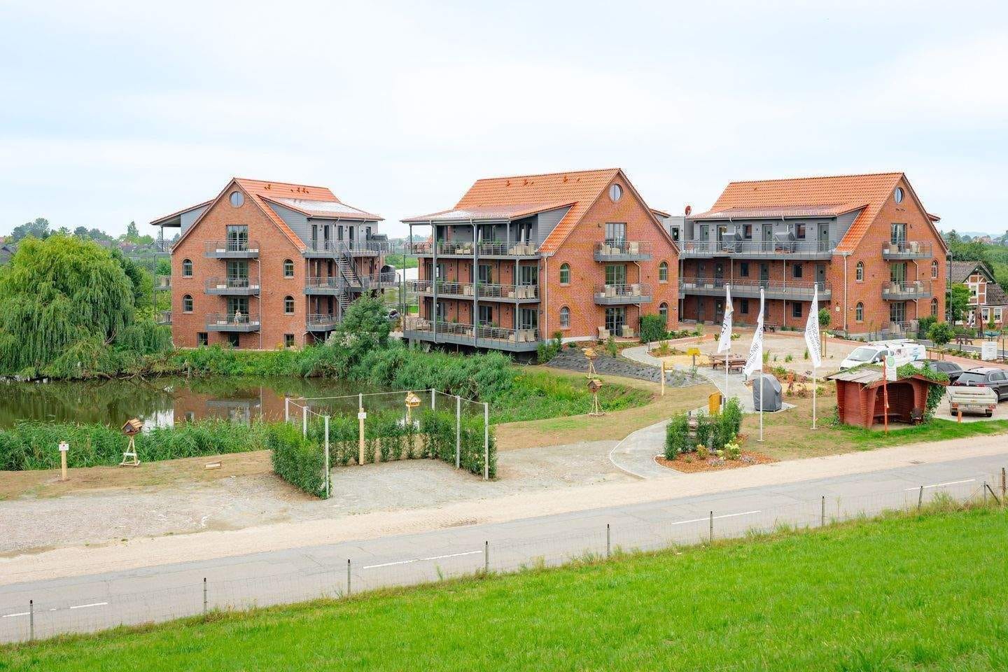 Immobilie in Grünendeich - Starke Kapitalanlage mit Wertsteigerung - Moderne Neubau-Ferienwohnung im Alten Land - mit professionellem Vermietungsservice - PROVISIONSFREI - Bild 2