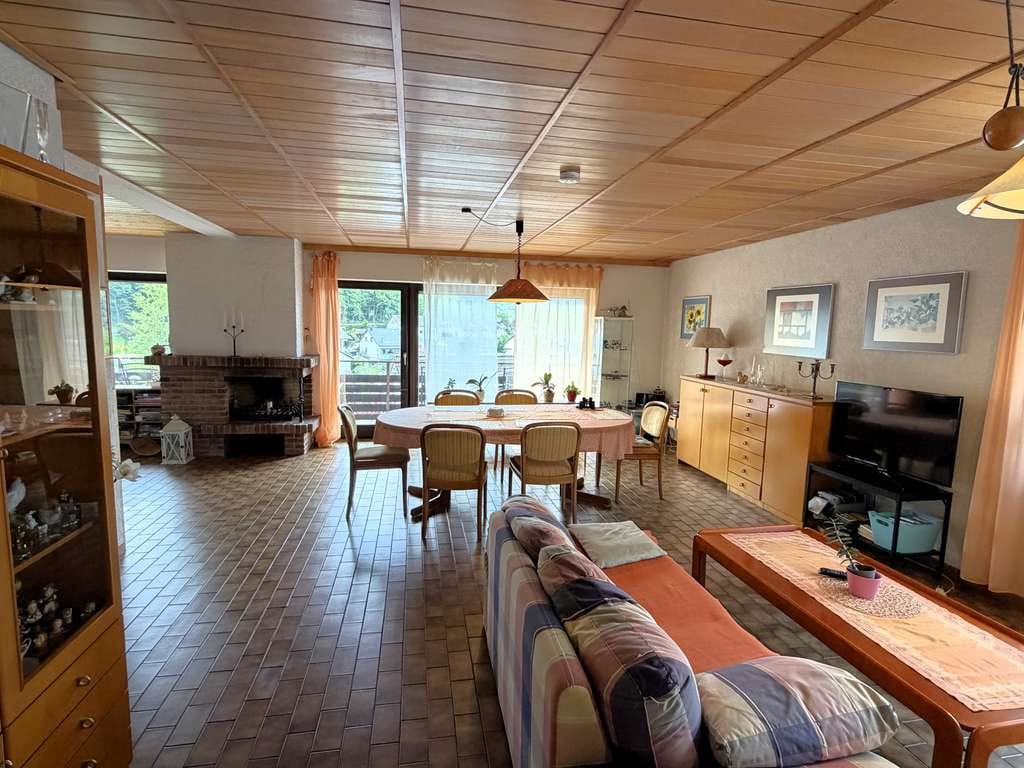 Immobilie in Kämpfelbach - BILFINGEN - Solides Einfamilienhaus in herrlicher Aussichtslage - Bild 3