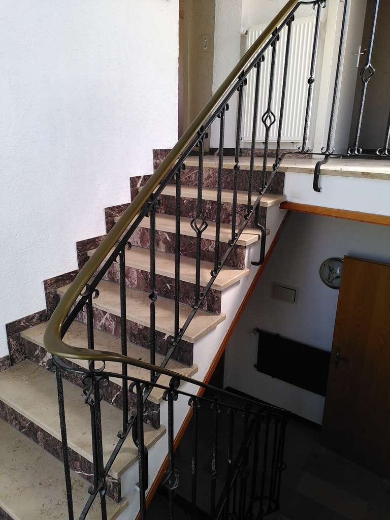 Immobilie in Weisenheim am Sand - Gewerbeobjekt mit Einfamilienhaus und Nebengebäude - Bild 4