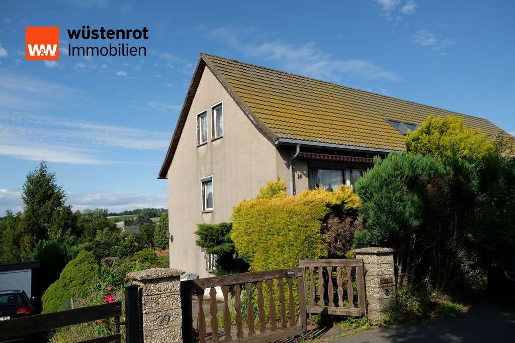 Immobilie in Oederan - Schöne Doppelhaushälfte in Feldrandlage mit weitem Blick und großem Potenzial - Bild 2