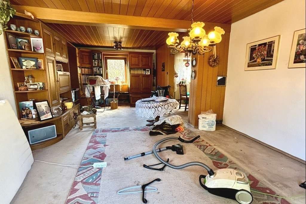 Immobilie in Lauf an der Pegnitz - Haus mit Zukunft: Sanieren oder Neubauen? - Bild 1