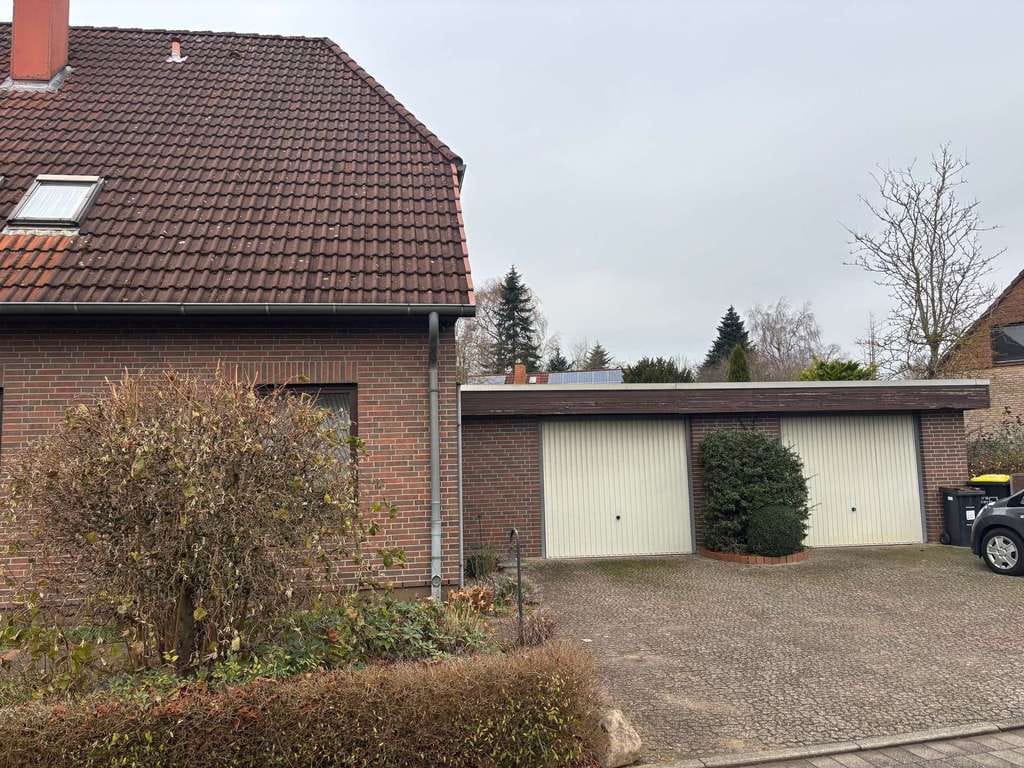 Immobilie in Melsdorf - Gepflegtes Zweifamilienhaus in ruhiger Lage von 24109 Melsdorf. - Bild 1