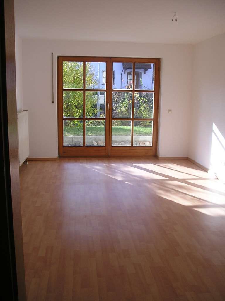Immobilie in Bannewitz - Kapitalanlage!  Helle 2-Zimmerwohnung mit Terrasse und Tiefgarage in begehrter Lage von Bannewitz - Bild 2