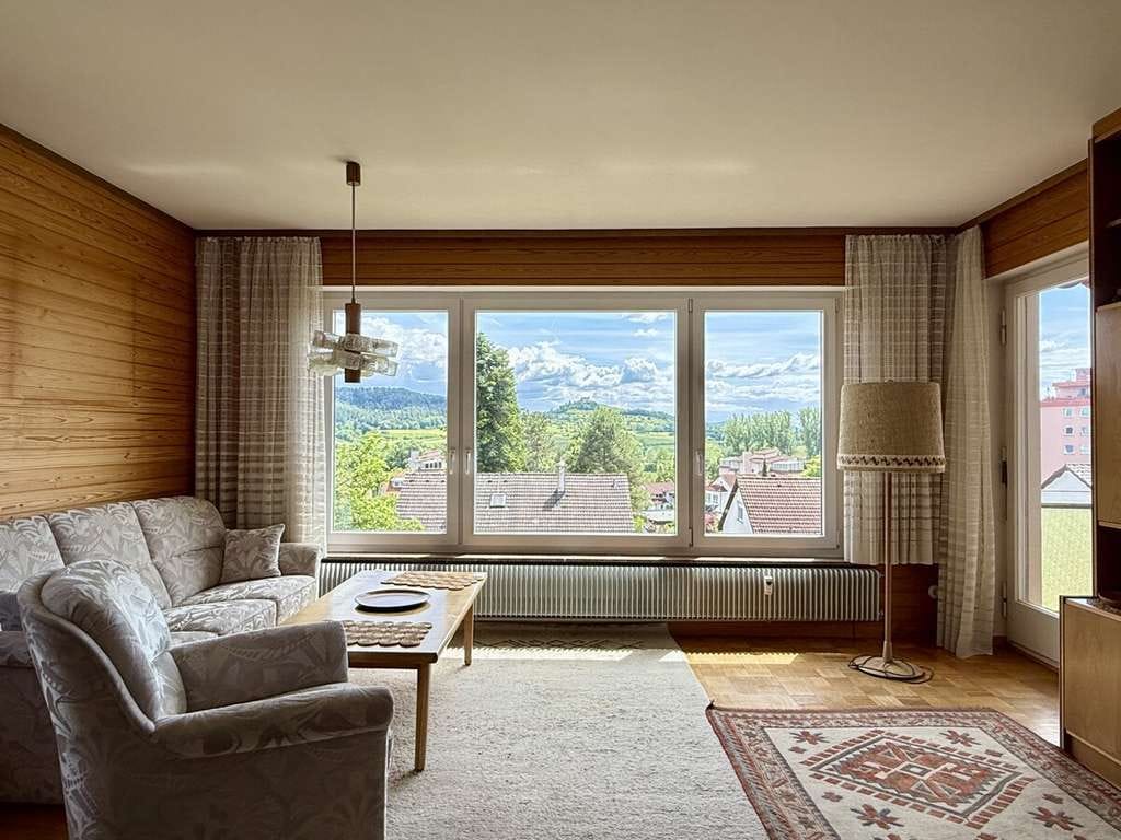 Immobilie in Tübingen - Wohnen mit Aussicht – bezugsfreie Doppelhaushälfte mit Einliegerwohnung und großem Potenzial - Bild 4
