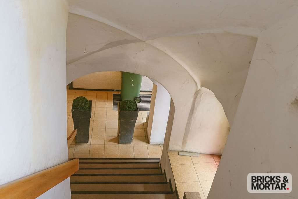 Immobilie in Kallmünz - Stadthaus in Kallmünz mit außergewöhnlichem Entwicklungspotenzial - Bild 2