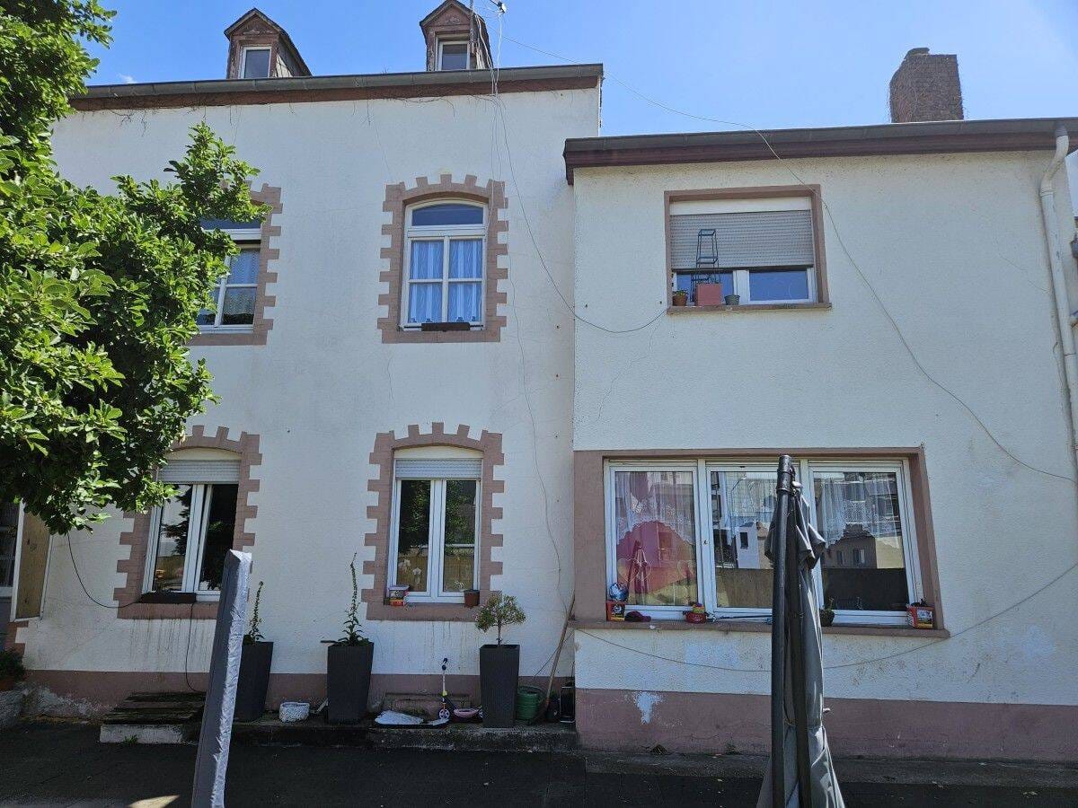 Immobilie in Trier - Mehr als eine Eigentumswohnung - Ihr eigenes Stadthaus mit Grundstück mitten in Trier. - Bild 1