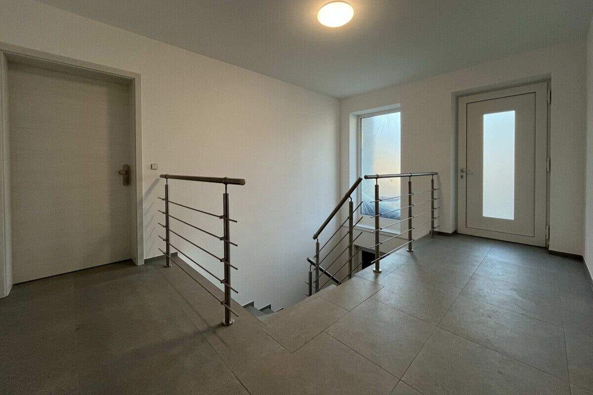 Immobilie in Niederweiler - Neubau-Eigentumswohnung in Niederweiler: Energieeffizienz trifft modernes Wohnen - Bild 2