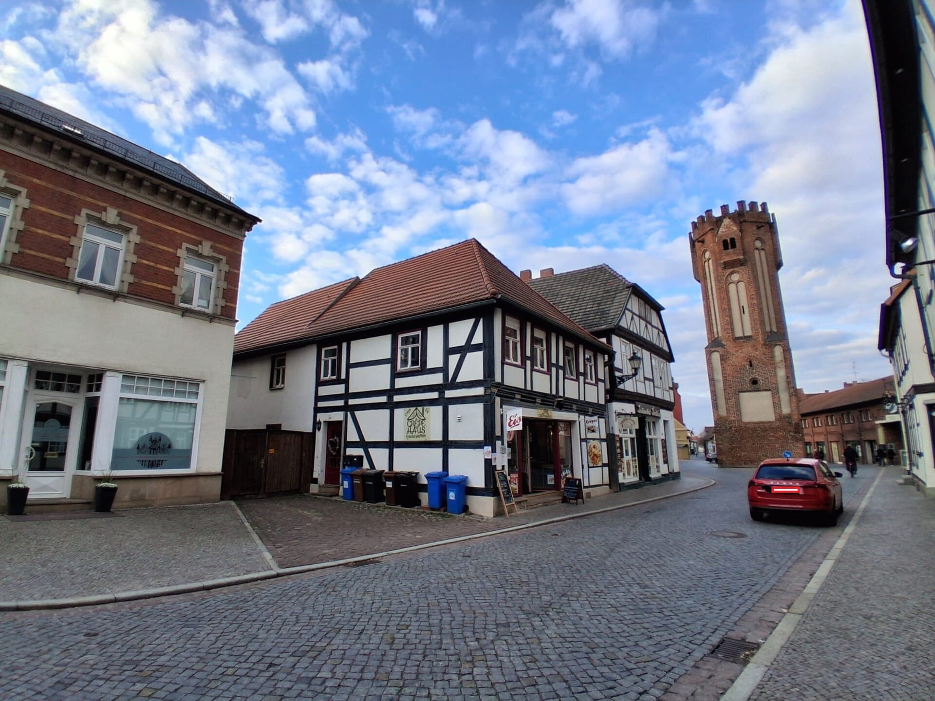 Immobilie in Tangermünde - Wohn- und Geschäftshaus in der schönen Hafenstadt Tangermünde an der Elbe - Bild 0