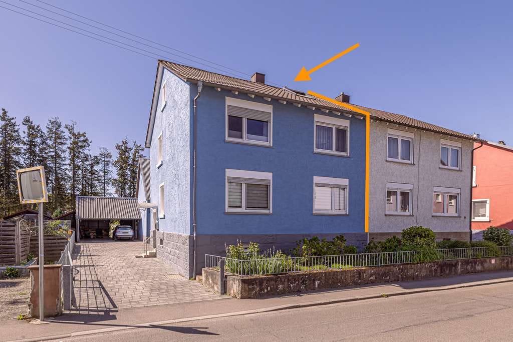 Immobilie in Bretten - Viel Platz für Familie, Hobby & Freizeit - Gepflegtes Zweifamilienhaus auf tollem Grundstück - Bild 0