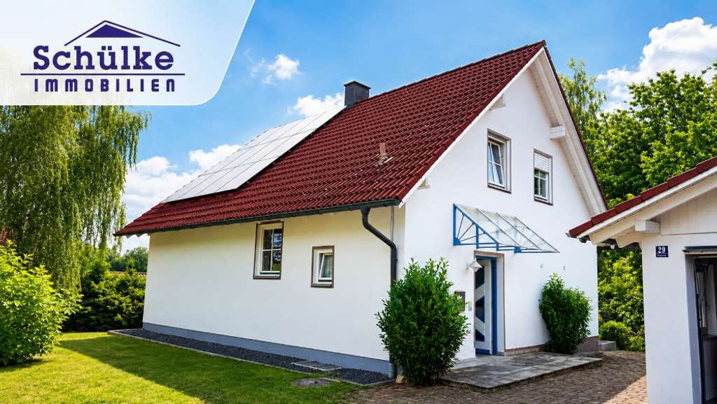 Immobilie in Ergoldsbach - Ch. Schülke Immobilien. Familienfreundliches Einfamilienhaus mit großzügigem Garten in Ergoldsbach! - Bild 0