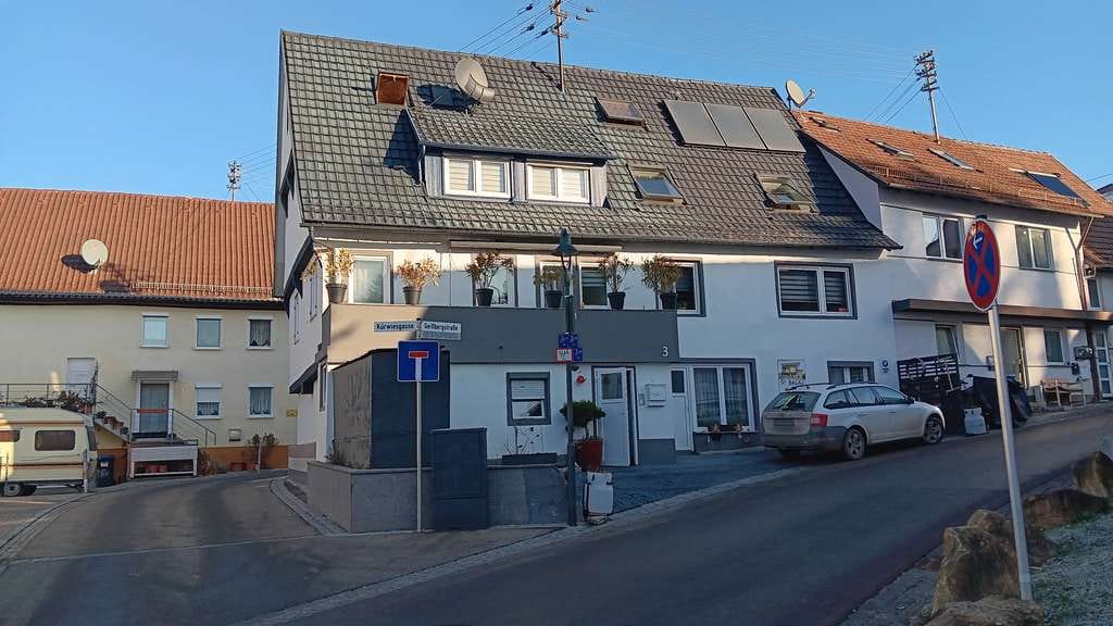 Immobilie in Eningen unter Achalm - Großes Doppelhaus in Eningen u.A. - Bild 0