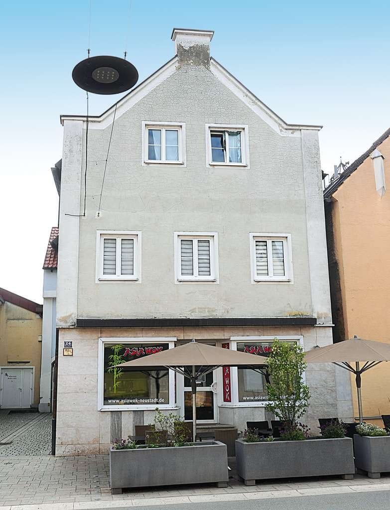 Immobilie in Neustadt an der Donau - Attraktive Dachgeschosswohnungin Zentrumslage - Bild 1
