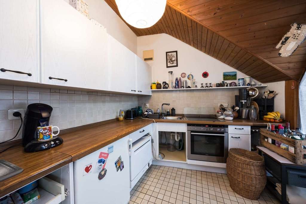 Immobilie in Puchheim - Helle Wohnung mit zwei Loggien und Stellplatz in gefragter Puchheimer Lage - Bild 3