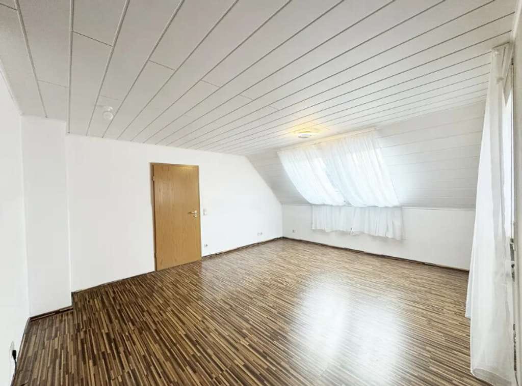 Immobilie in Lenting - Attraktive 2,5-Zimmer-Wohnung in Lenting - Bild 0