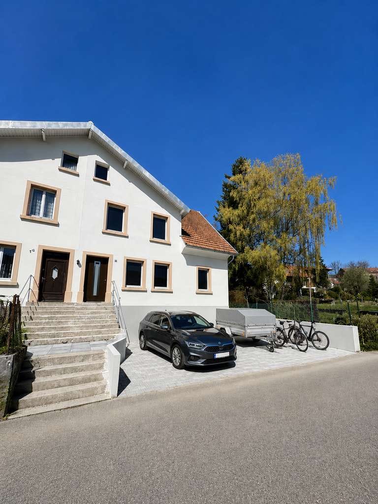 Immobilie in Laufenburg (Baden) - Stilvoll sanierte Doppelhaushälfte nahe der Schweizer Grenze - provisionsfrei - Bild 0