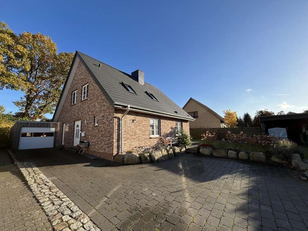 Immobilie in Tellingstedt - Familiengerechtes Wohnen mit modernem Komfort - Bild 0