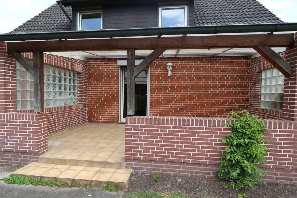 Immobilie in Büchen - Ruhig gelegenes Einfamilienhaus mit Potential! - Bild 2