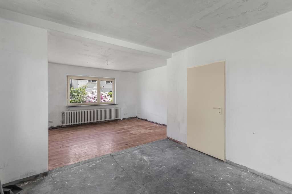Immobilie in Kiel - Naturnahes Zuhause mit großem Garten und Raum für Ihre Ideen - Bild 1