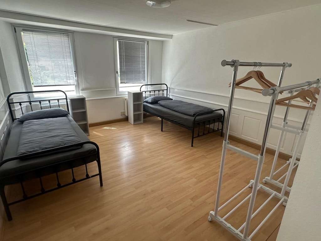 Immobilie in Vöhrenbach - Renovierte, möblierte 3 Zimmer Altbauwohnung direkt im Zentrum - Bild 2