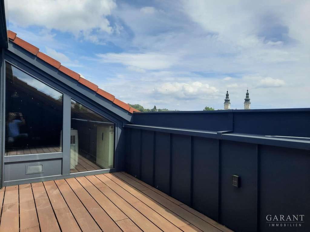 Immobilie in Fürstenzell - Sofort beziehbar! Gepflegte und gemütliche 3 Zimmer-Dachgeschoss-Wohnung - Bild 2