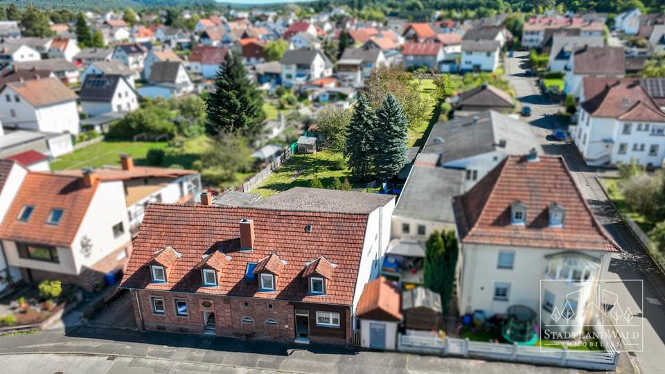 Immobilie in Münchweiler an der Rodalb - Starkes Immobilienpaket mit Entwicklungspotenzial – 3 Einheiten + Bauplatz in Münchweiler - Bild 0
