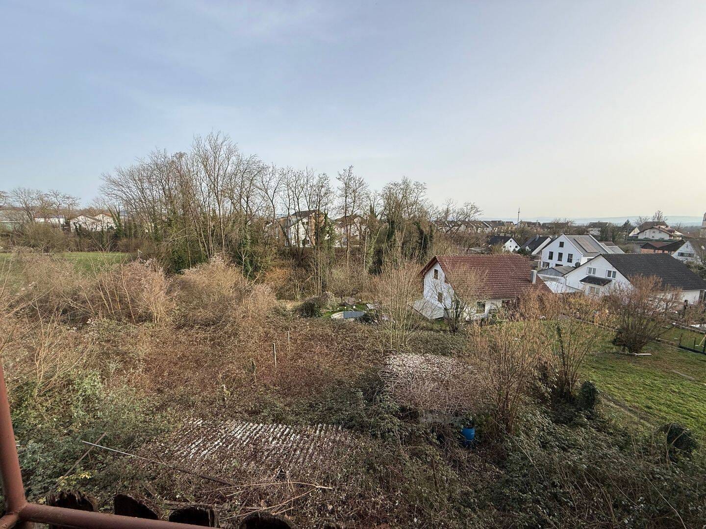 Immobilie in Efringen-Kirchen - Einfamilienhaus / Ausbauhaus mit großem Grundstück - Bild 1