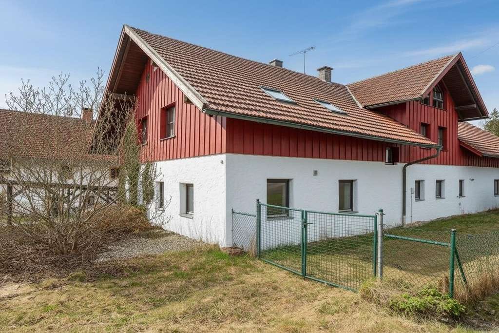 Immobilie in Perlesreut - Großzügiges Anwesen mit Galerie, Sauna, ELW, Südgarten und Doppelgarage - Bild 2