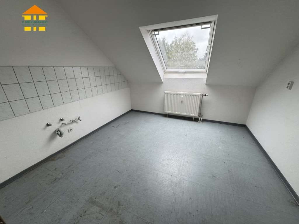 Immobilie in Hainichen - *Tolle MÖGLICHKEIT: Renovierungsbedürftige 2-Raum-Wohnung - Eigennutz / Kapitalanlage* - Bild 4