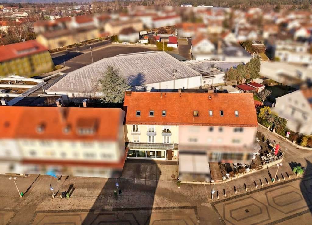 Immobilie in Kaufbeuren - Strategisches Investment: WGH mit 8 Einheiten und Entwicklungspotenzial - Bild 1