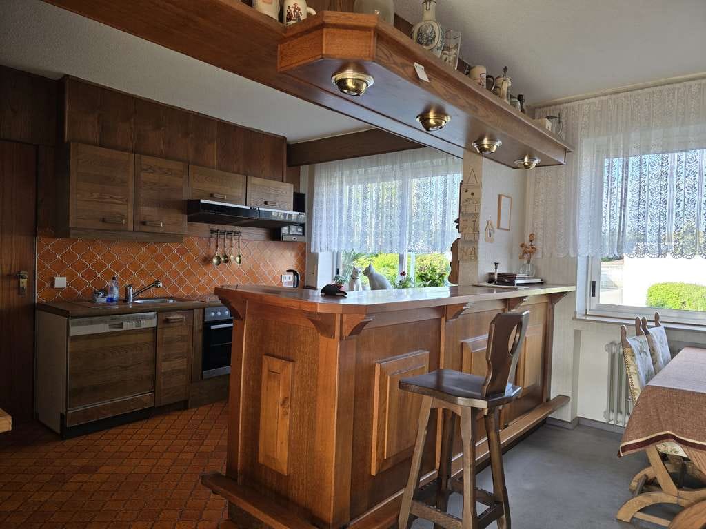 Immobilie in Merzenich - Viel Platz für Ihre Ideen: Geräumiger Bungalow in Merzenich - Bild 1