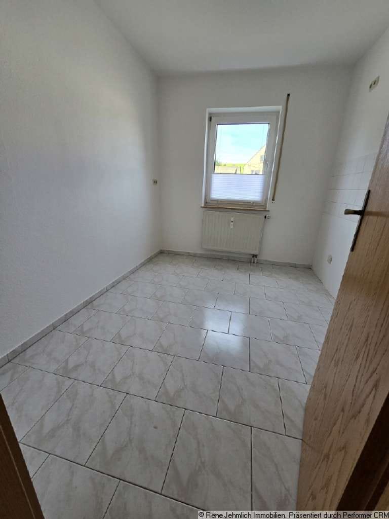 Immobilie in Burkhardtsdorf - Ideal für Eigennutzer oder Kapitalanleger – 3-Raum-Wohnung mit Terrasse im EG - Bild 4