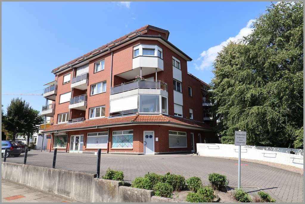 Immobilie in Bad Rothenfelde - freigestellte 4,5-Zimmer-Eigentumswohnung mit Balkon
und Tiefgarageneinstellplatz - Bild 0