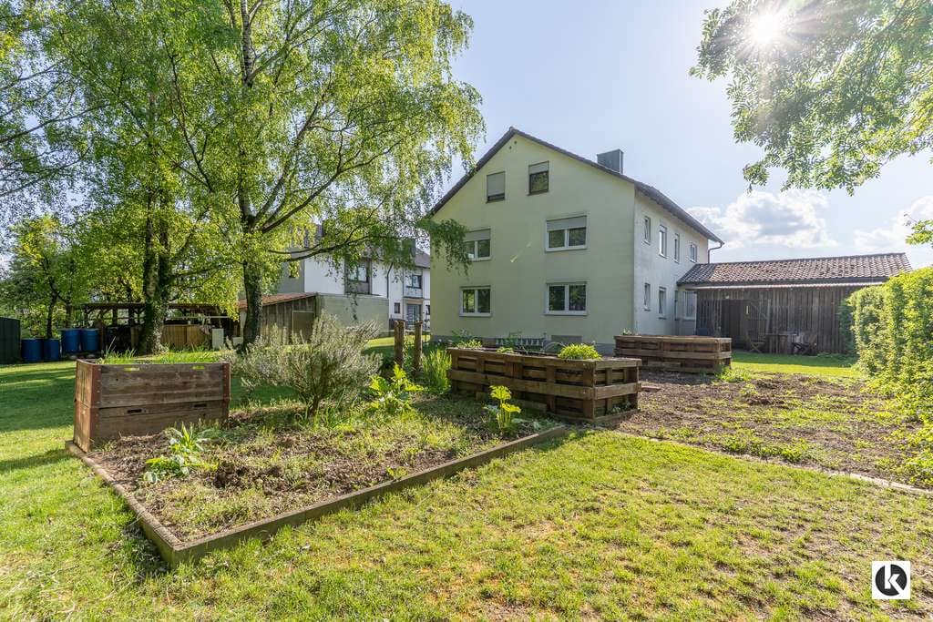 Immobilie in Neuburg an der Donau - Wohnhaus mit drei Einheiten und großem Grundstück in Bittenbrunn - Bild 4