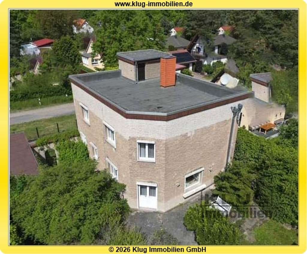 Immobilie in Hohen Neuendorf - Hohen Neuendorf! Einfamilienhaus mit gefragten Attributen der klassischen Bauhaus-Architektur - Bild 0