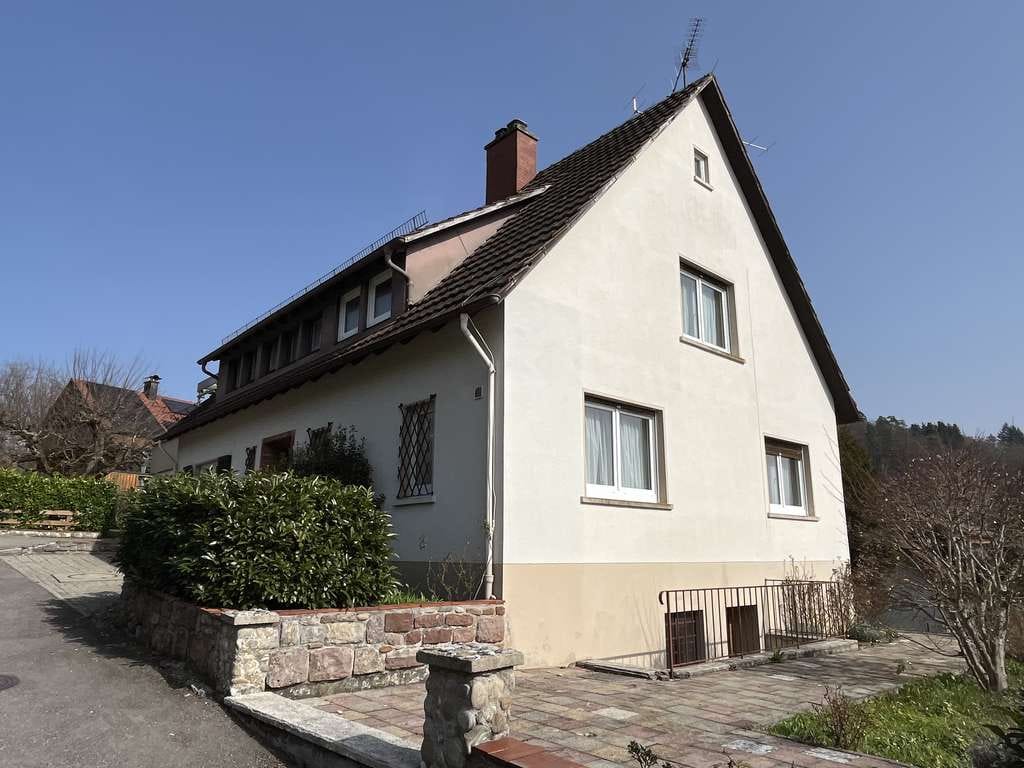 Immobilie in Steinen - Freistehendes Zweifamilienwohnhaus mit Doppelgarage, auf einem sehr schönen, großen Grundstück - Bild 1